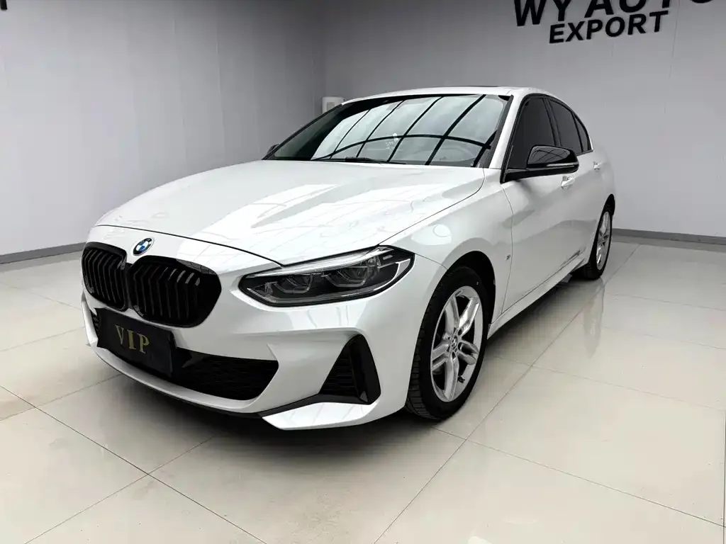 BMW 1 Series — фото 1