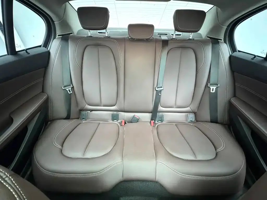 BMW 1 Series — фото 8
