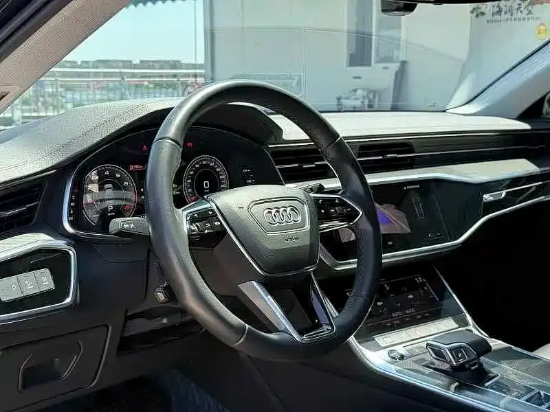 Audi A6L — фото 9