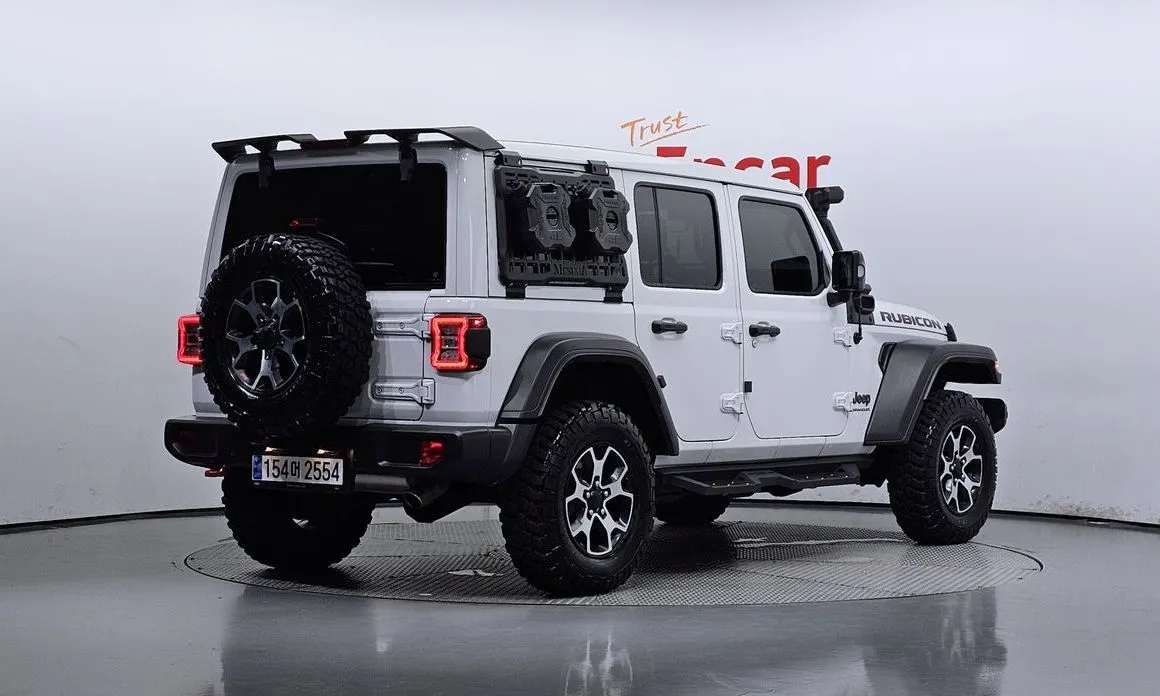 Jeep Wrangler — фото 7