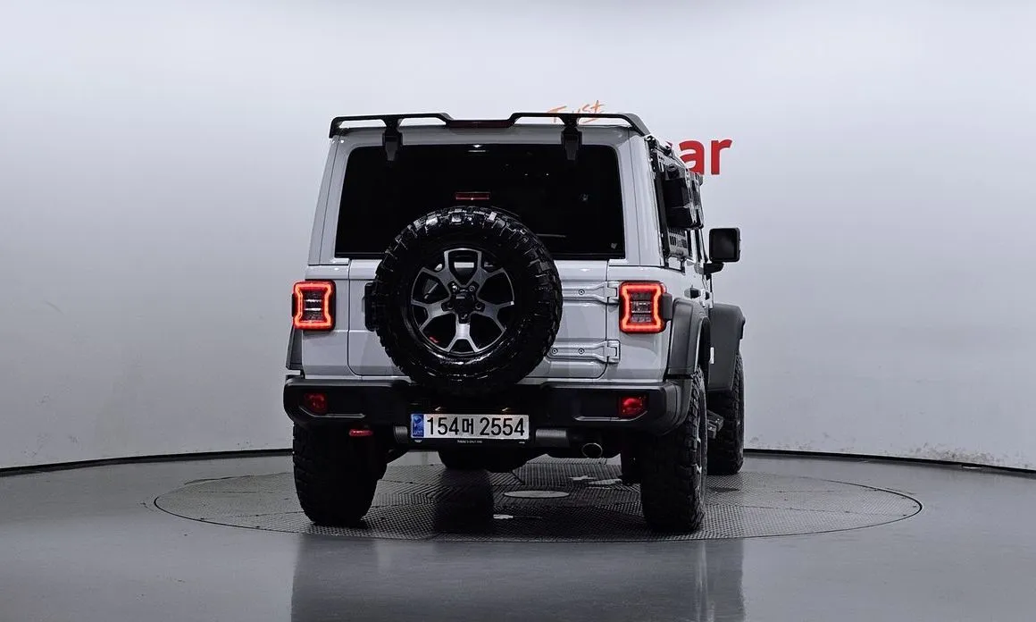 Jeep Wrangler — фото 4