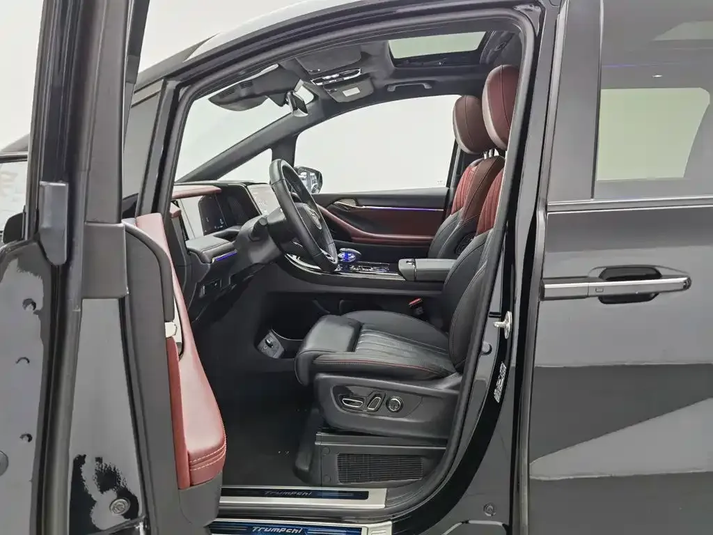 GAC Motor Trumpchi M8 — фото 8