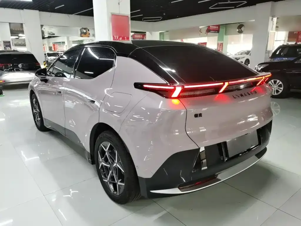Lynk & Co Z20 — фото 10
