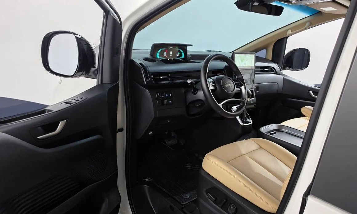 Hyundai Staria — фото 6