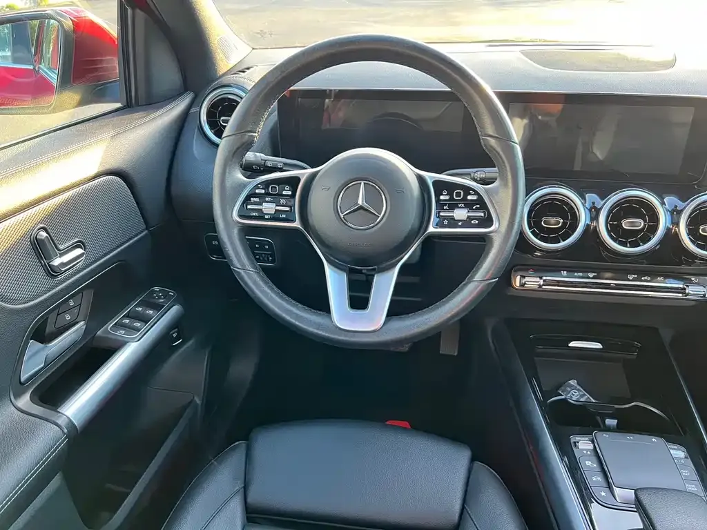 Mercedes-Benz GLA — фото 2