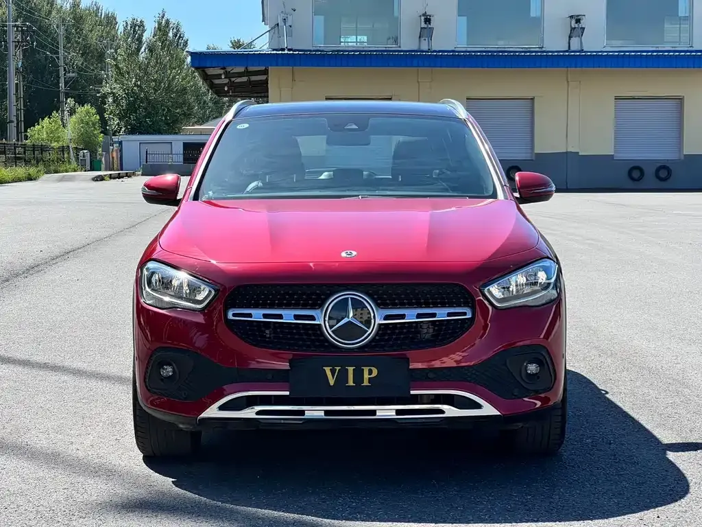 Mercedes-Benz GLA — фото 6