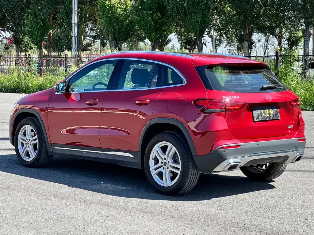 Mercedes-Benz GLA — фото 5