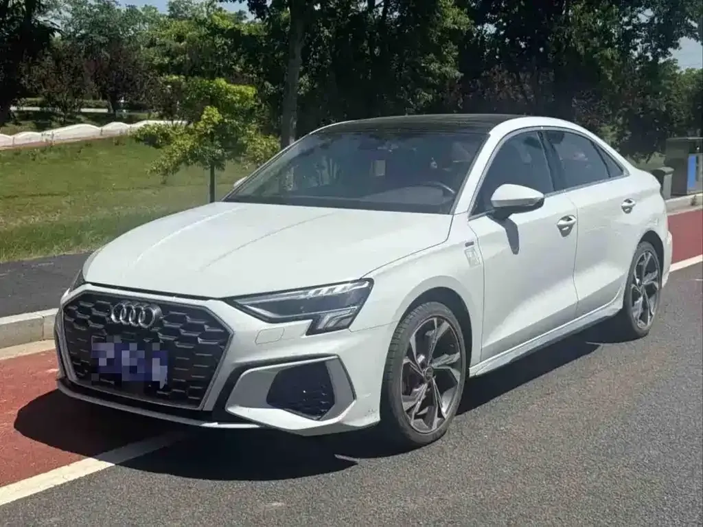 Audi A3 — фото 2