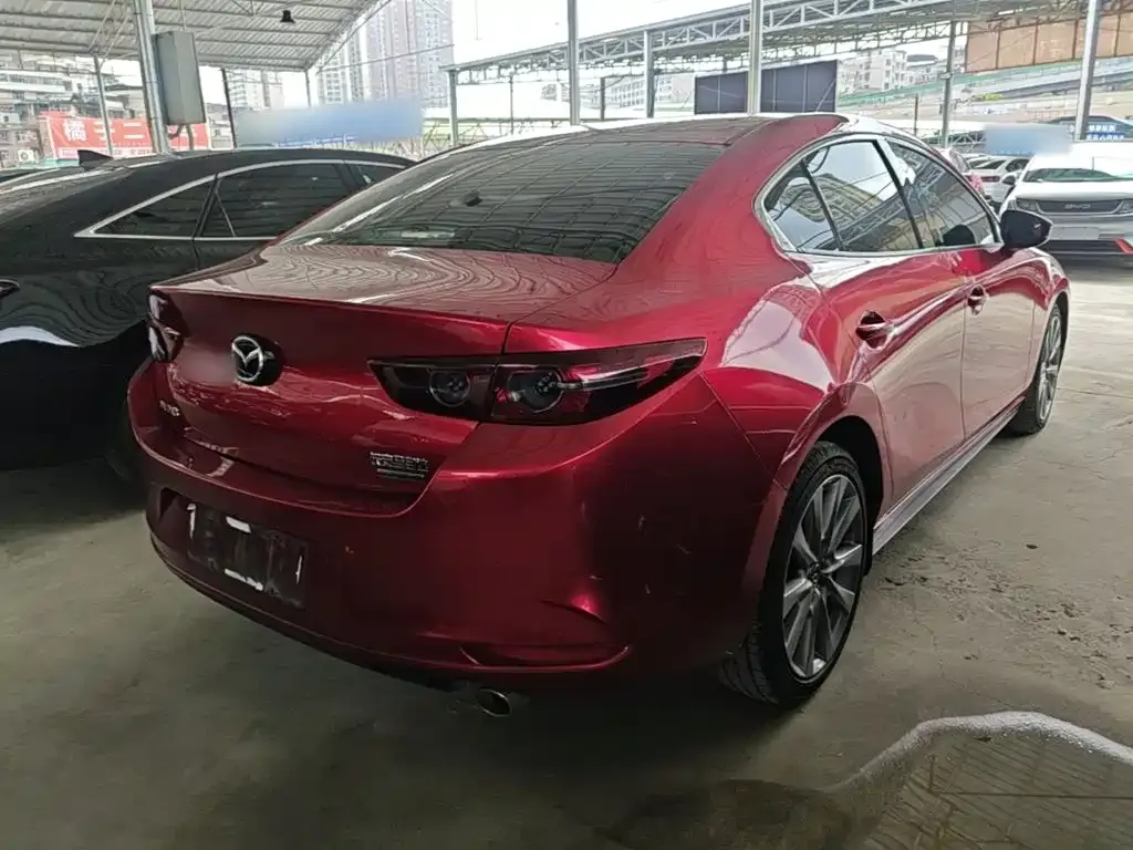 Mazda 3 Axela — фото 10