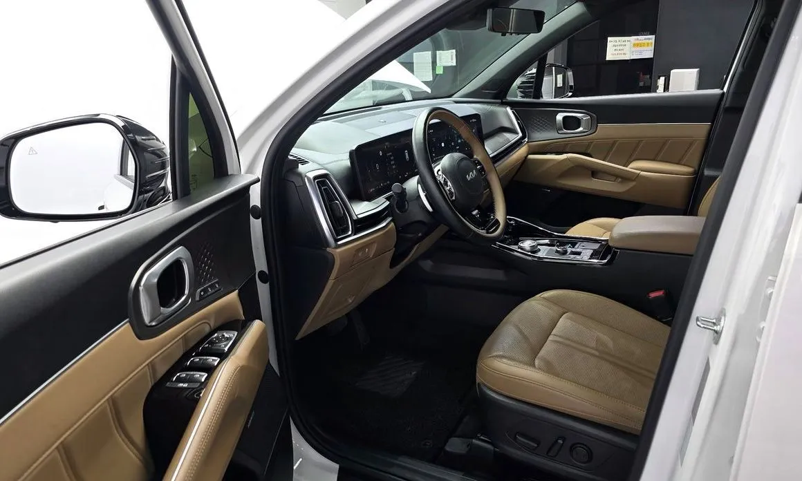 Kia Sorento — фото 9