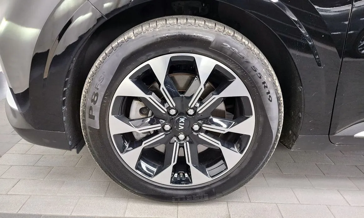 Kia Carnival — фото 10