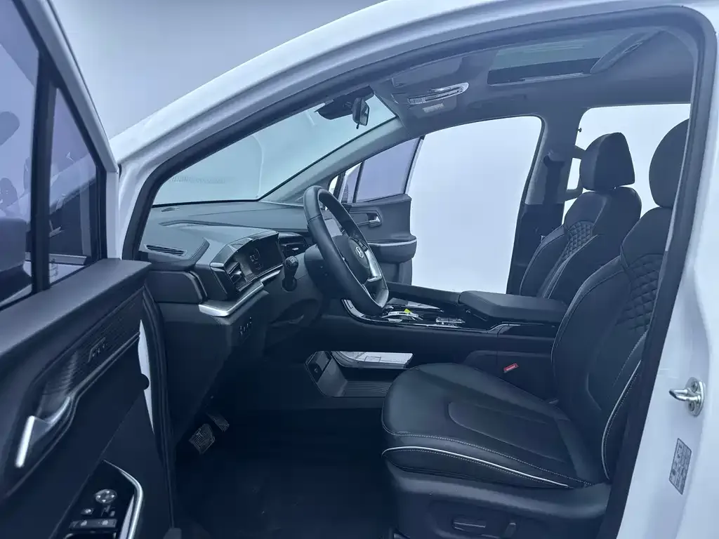 Hyundai Custo — фото 10