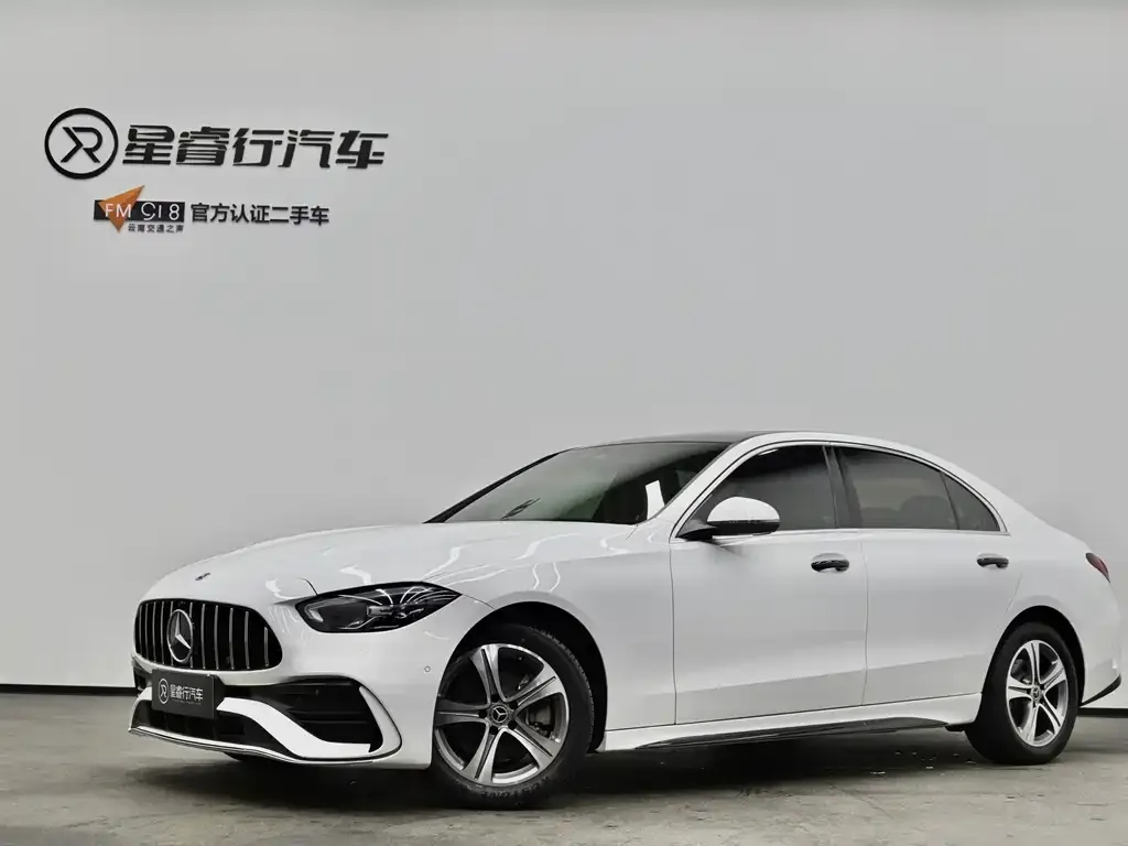 Mercedes-Benz C-Class — фото 1