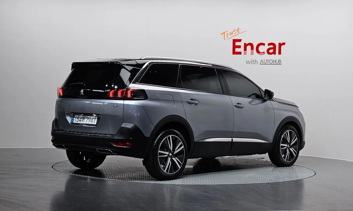 Peugeot 5008 — фото 2