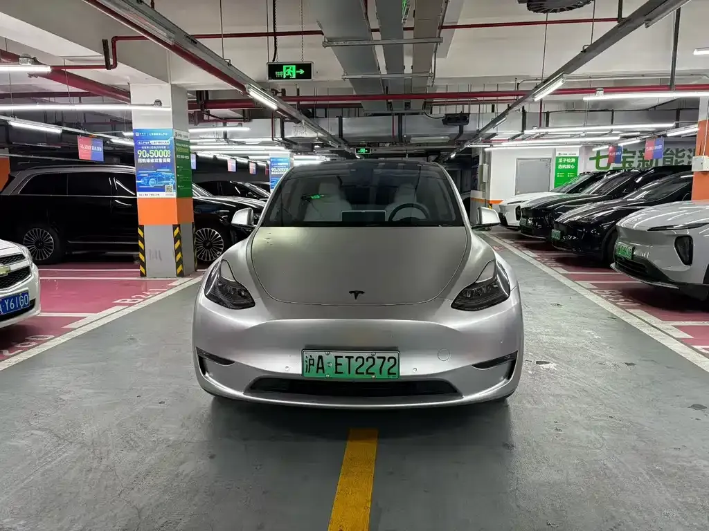 Tesla Model Y — фото 7
