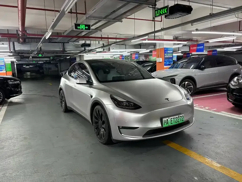 Tesla Model Y — фото 3