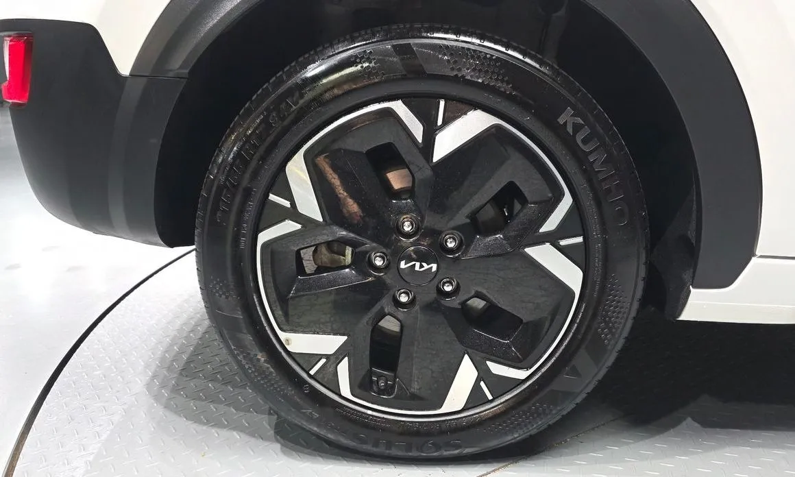 Kia Niro — фото 10