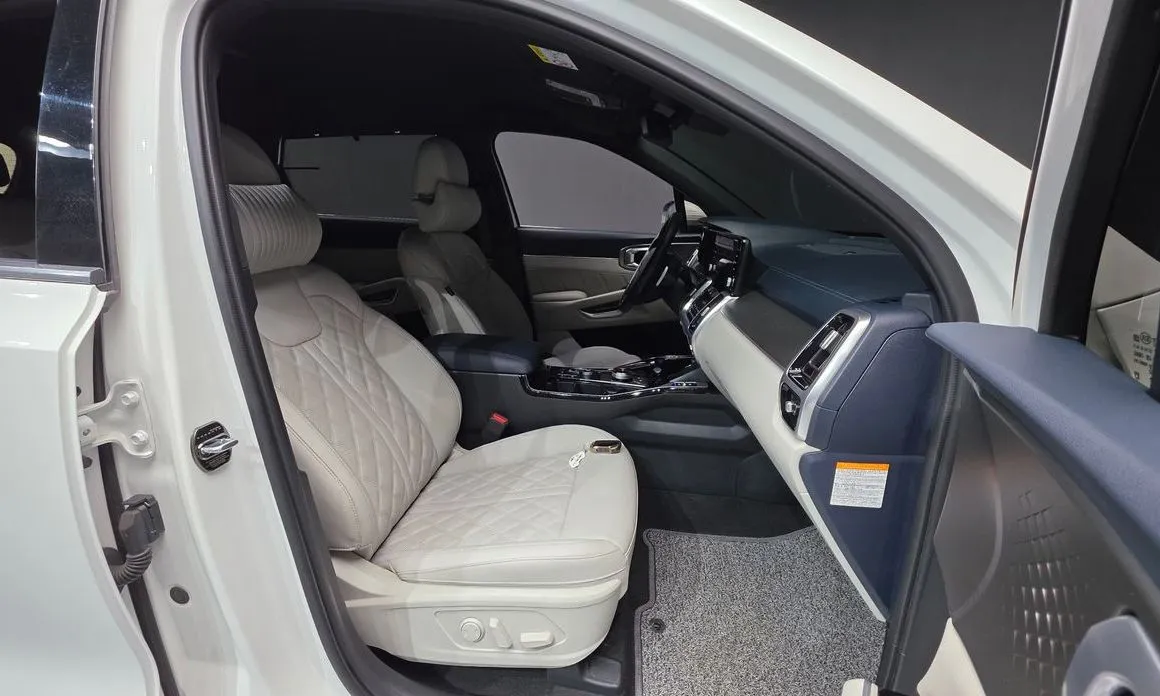 Kia Sorento — фото 8