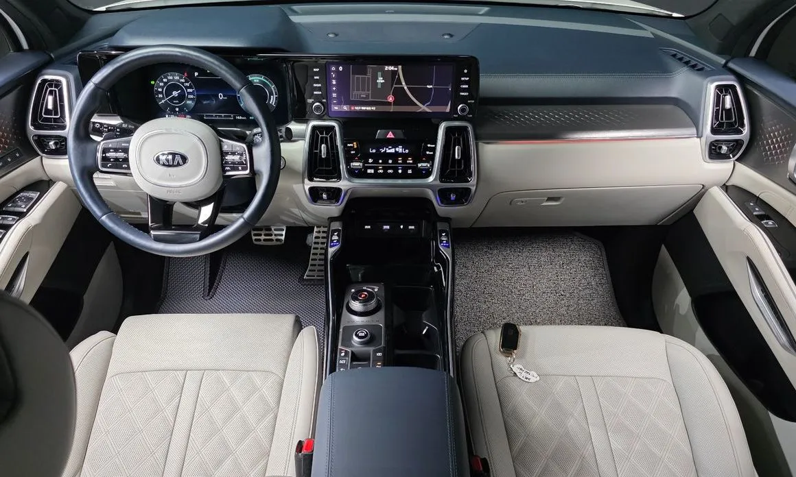 Kia Sorento — фото 9