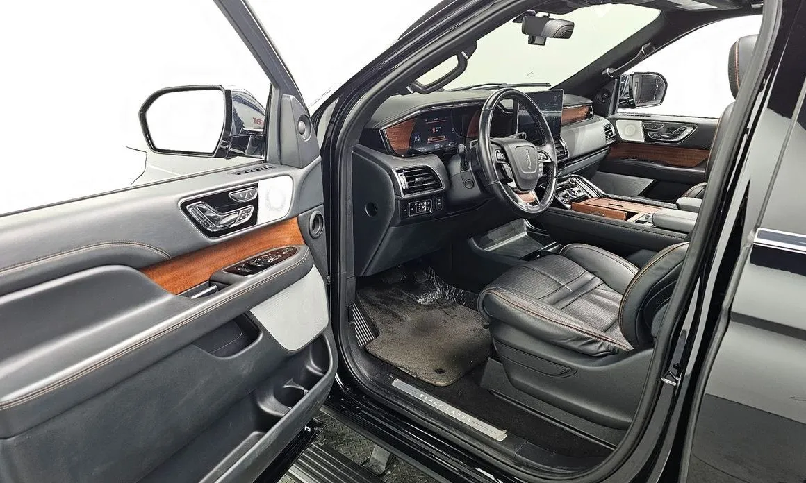 Lincoln Navigator — фото 10