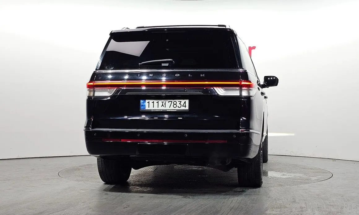 Lincoln Navigator — фото 2