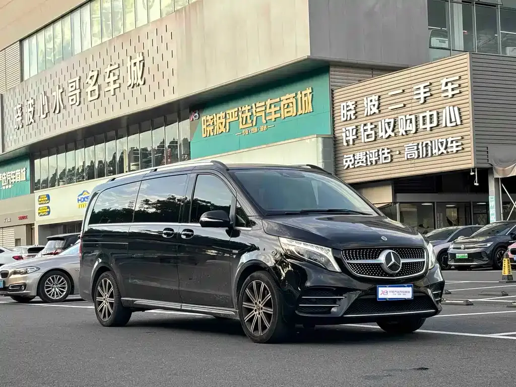 Mercedes-Benz V-Class — фото 9