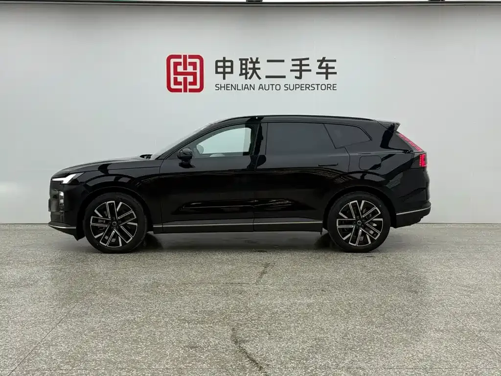 Volvo XC70 Plug-in Hybrid — фото 5
