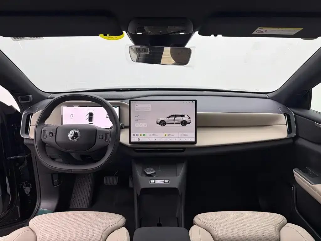 Volvo XC70 Plug-in Hybrid — фото 6