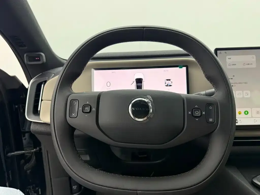 Volvo XC70 Plug-in Hybrid — фото 9