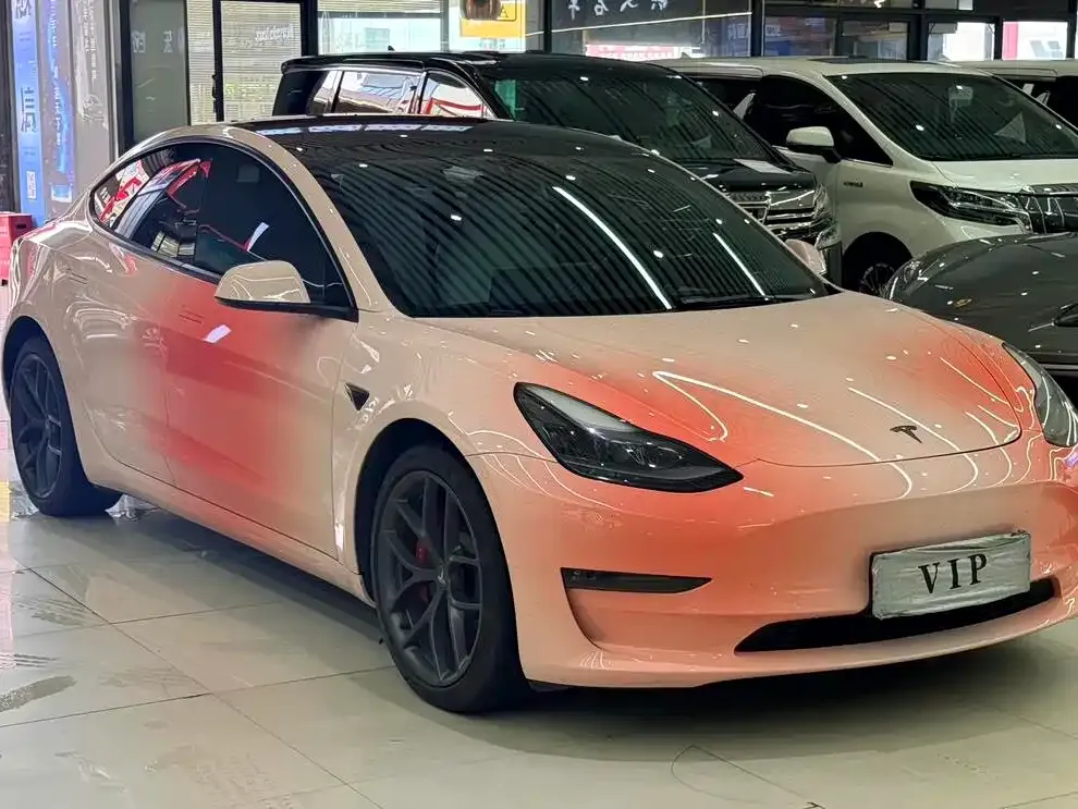 Tesla Model 3 — фото 5