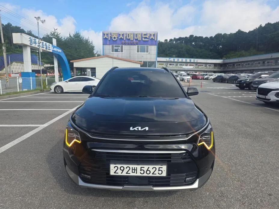 Kia Niro — фото 1