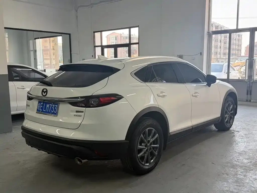 Mazda CX-4 — фото 8