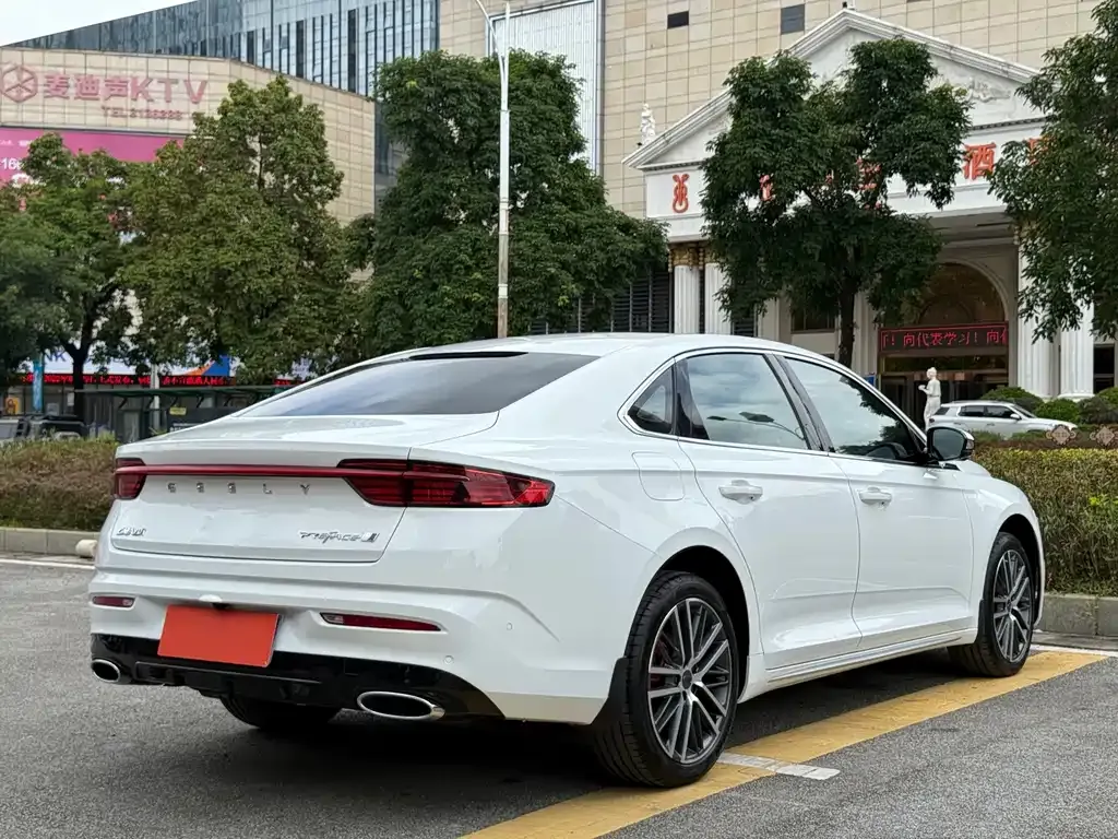 Geely Xingrui — фото 10