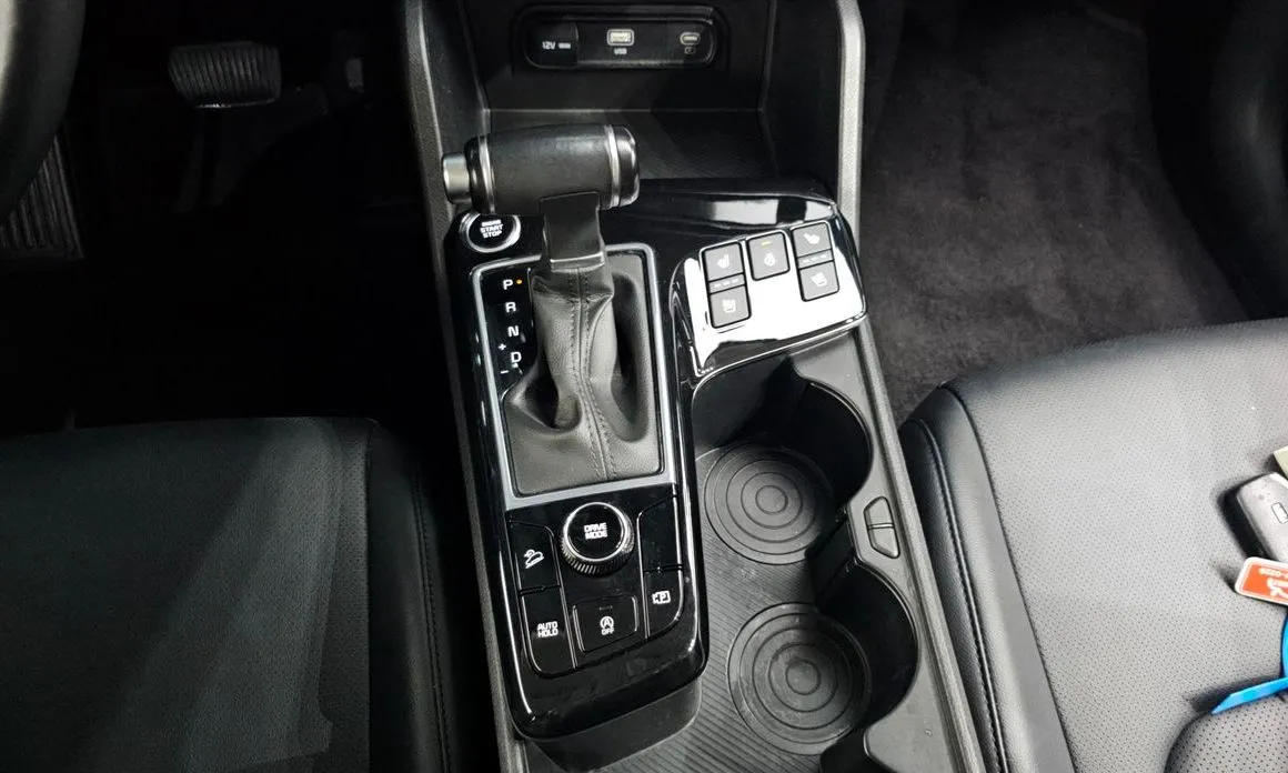 Kia Sportage — фото 8