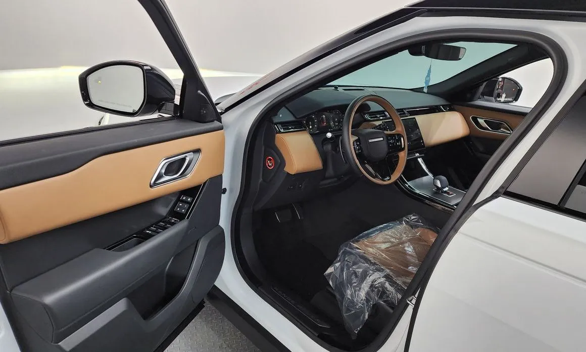 Land Rover Range Rover Velar — фото 10