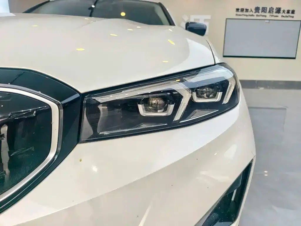 BMW i3 — фото 10