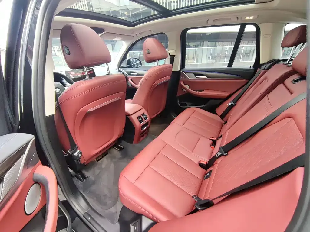 BMW X3 — фото 8