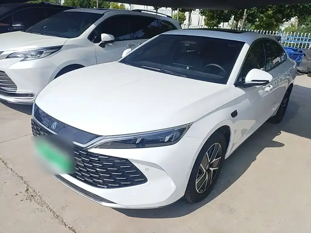 BYD Qin L — фото 1