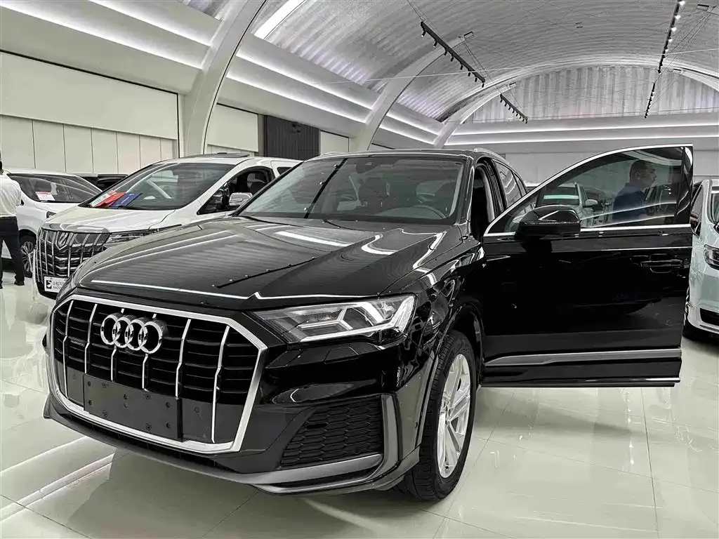 Audi Q7 — фото 4