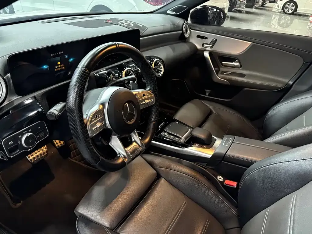 Mercedes-Benz A-Class AMG — фото 2