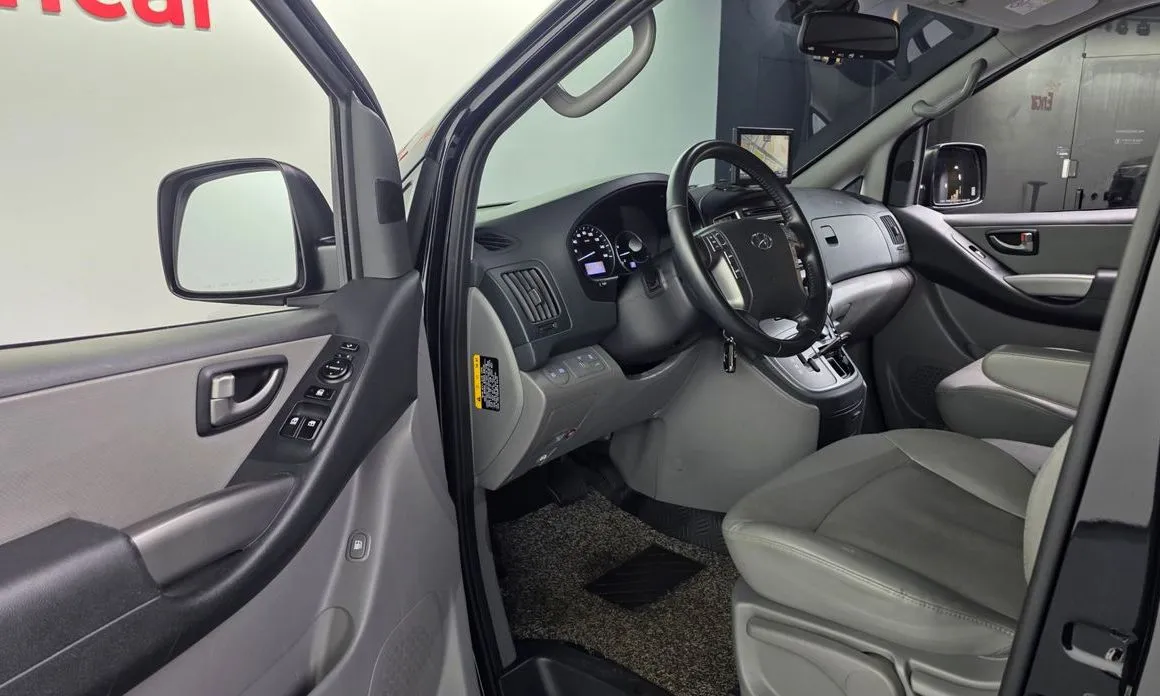 Hyundai Starex — фото 10