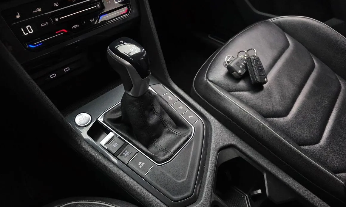 Volkswagen Tiguan — фото 7