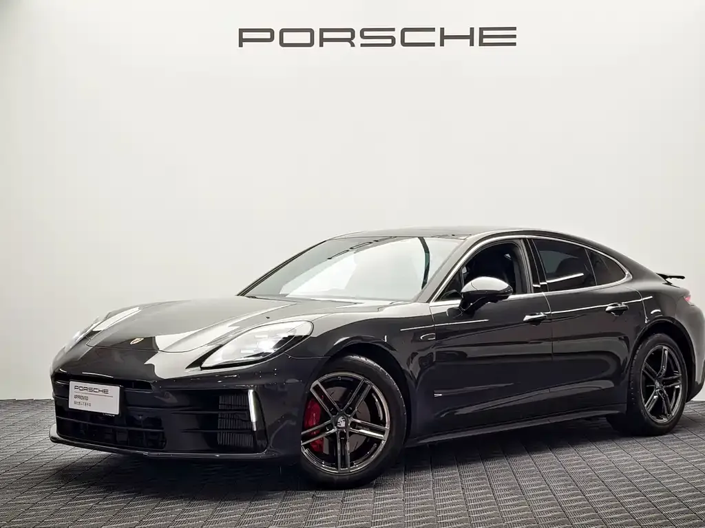 Porsche Panamera — фото 1