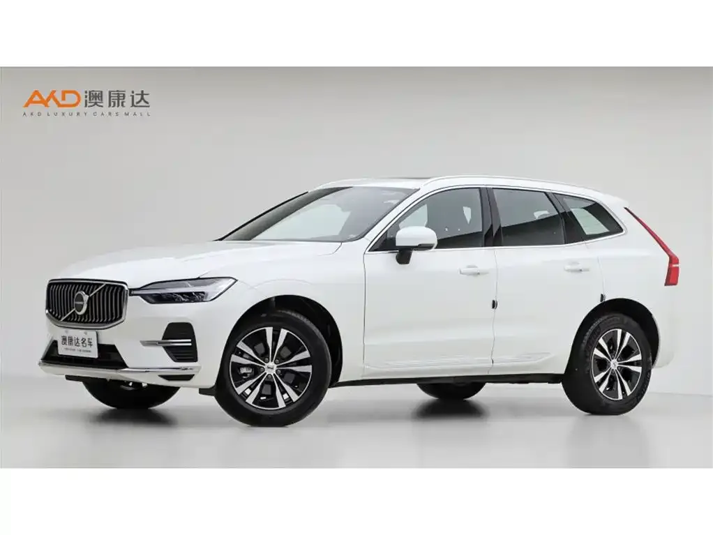 Volvo XC60 — фото 1