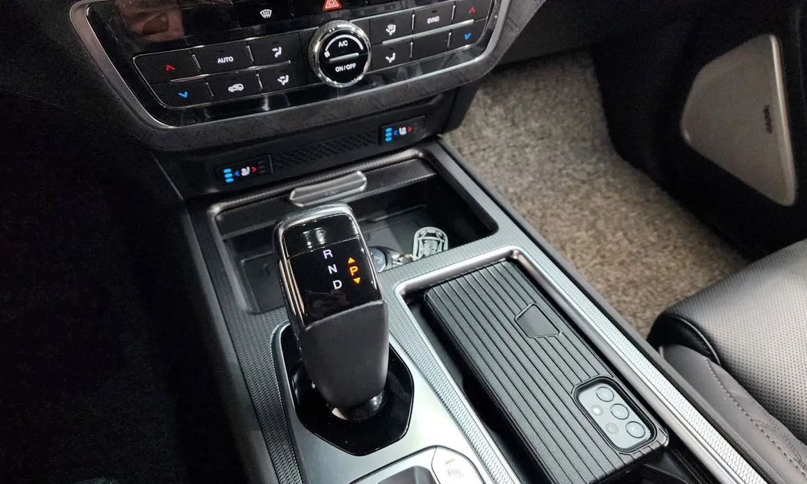 KG Mobility (Ssangyong) Rexton — фото 9