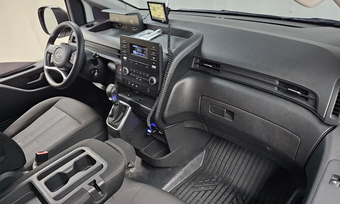 Hyundai Staria — фото 6