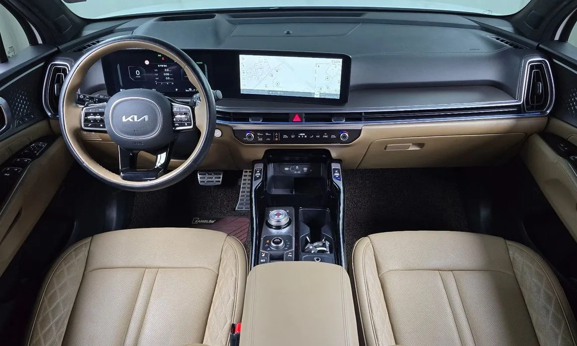 Kia Sorento — фото 8