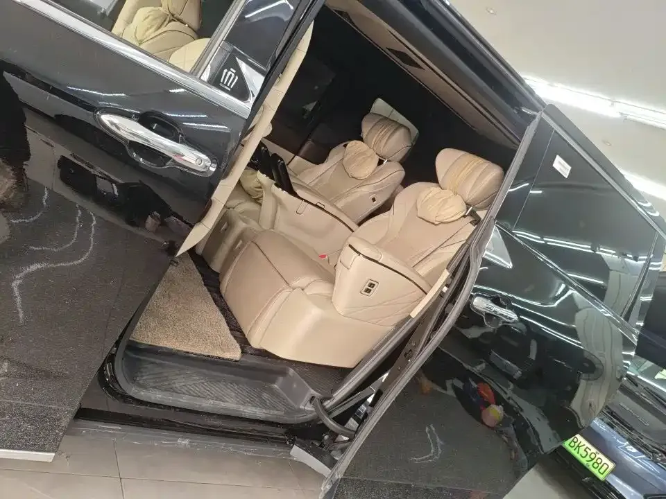 Toyota Vellfire — фото 4