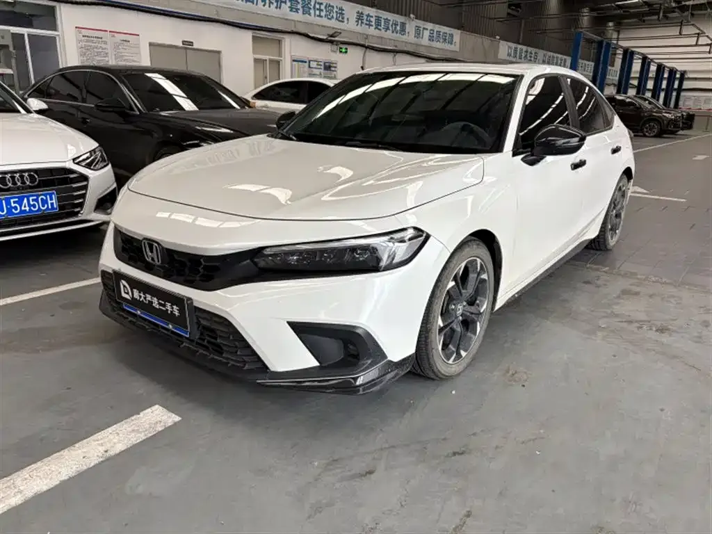 Honda Civic — фото 1