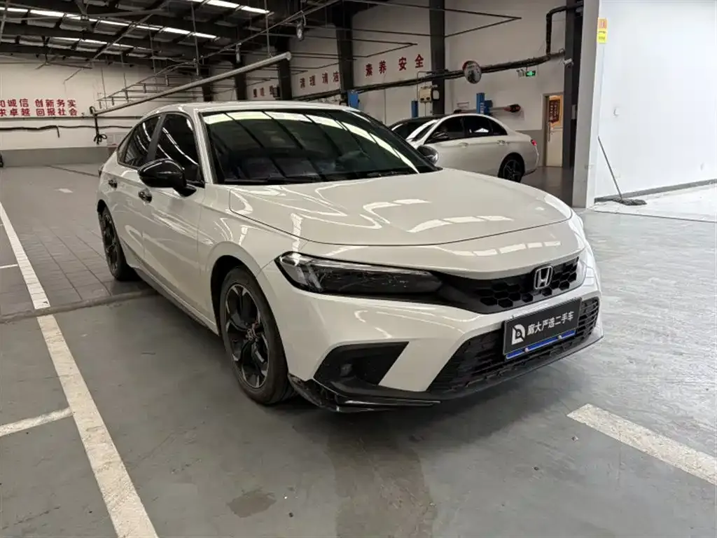 Honda Civic — фото 3